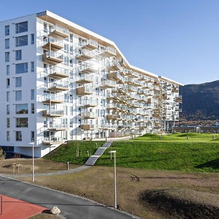 Royal Skir Apartment Sea View Tromso Exterior photo