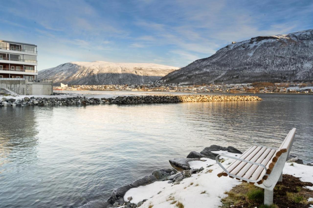 Royal Skir Apartment Sea View Tromso Exterior photo